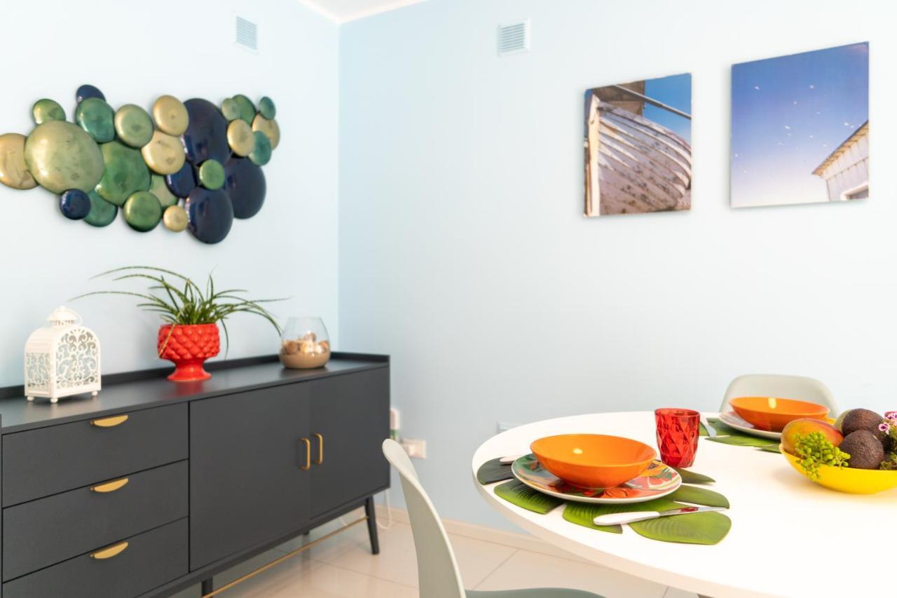Antico Mercato Di Ortigia Lovely Apartment Syracuse Bagian luar foto