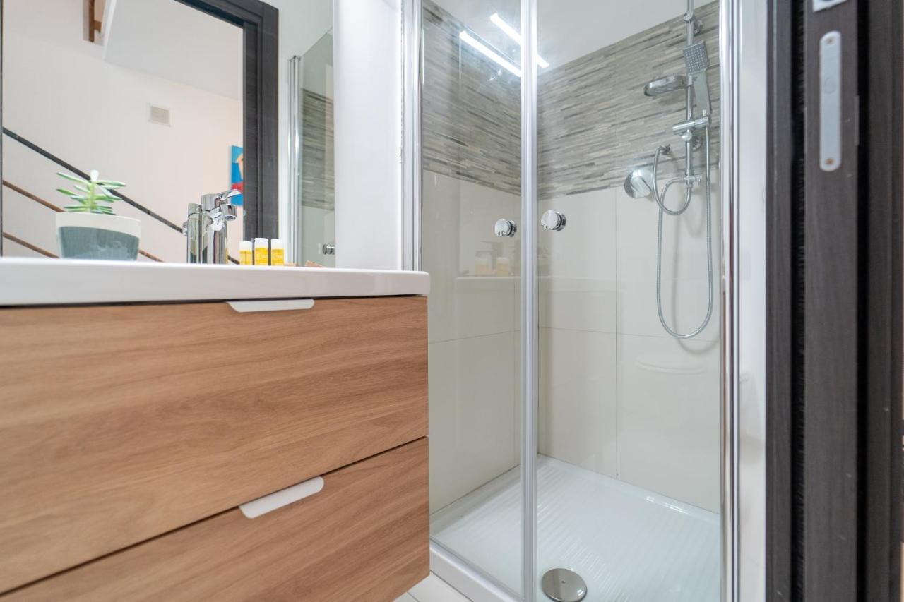 Antico Mercato Di Ortigia Lovely Apartment Syracuse Bagian luar foto